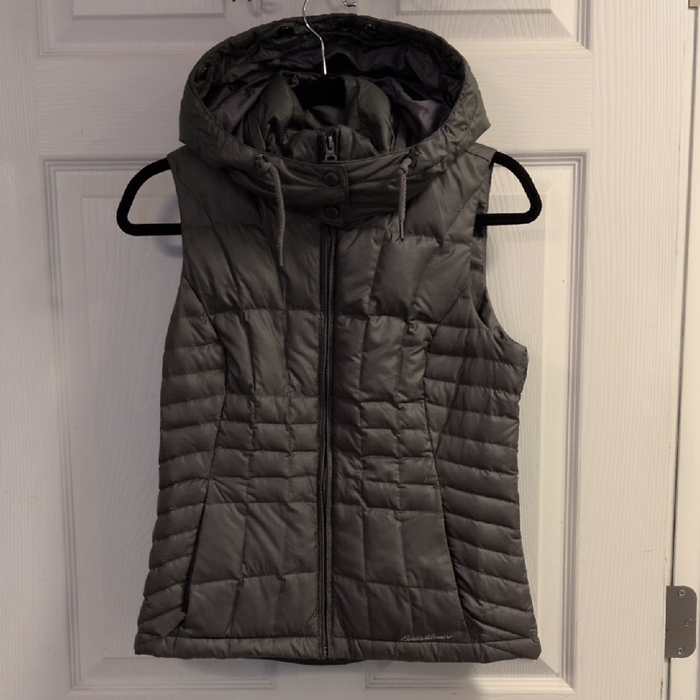Eddie Bauer Women's Gray Puffer Vest